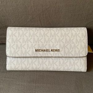 Michael Kors Trifold Wallet